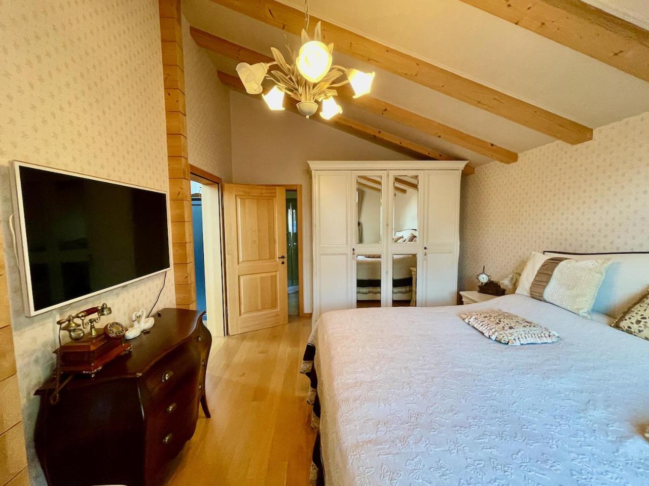 Doodle'S Amazing Chalet -Walensee - Flumserberg - Churfirsten - Heidiland - Pool - Sauna مولس المظهر الخارجي الصورة